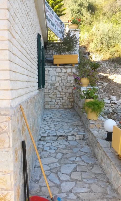 Apartmán Porto Poros Mikros Gialos Exteriér fotografie