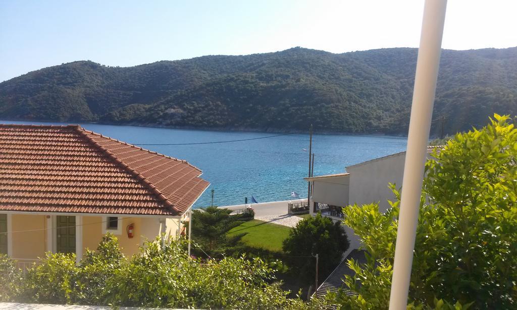 Apartmán Porto Poros Mikros Gialos Exteriér fotografie