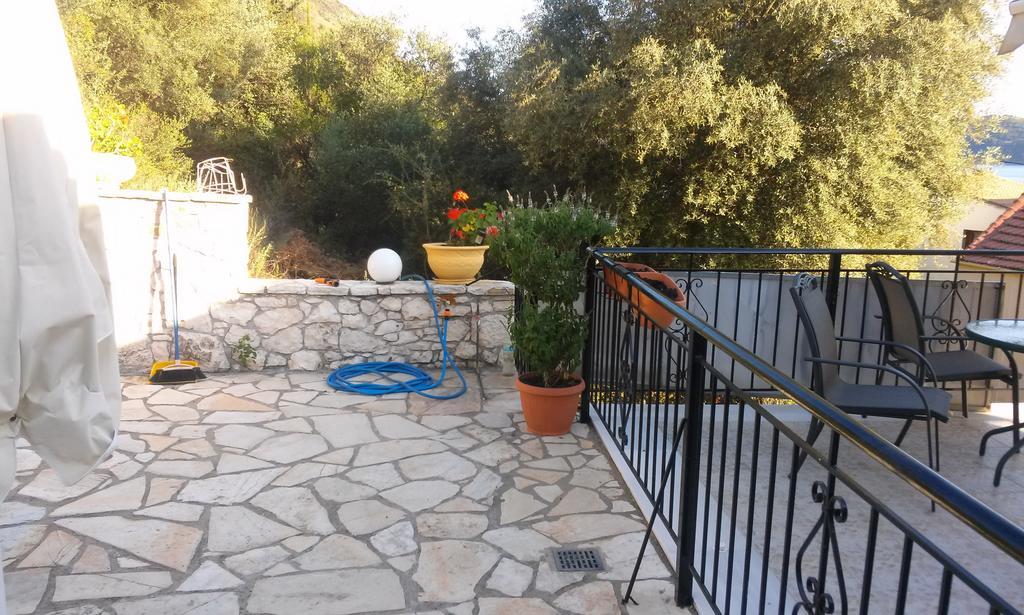 Apartmán Porto Poros Mikros Gialos Exteriér fotografie