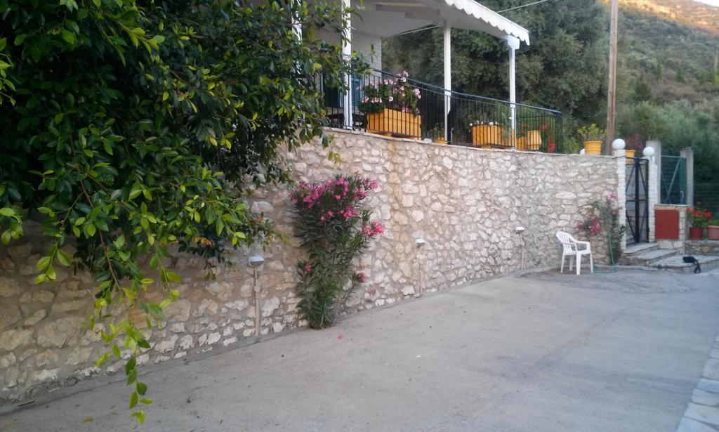 Apartmán Porto Poros Mikros Gialos Exteriér fotografie